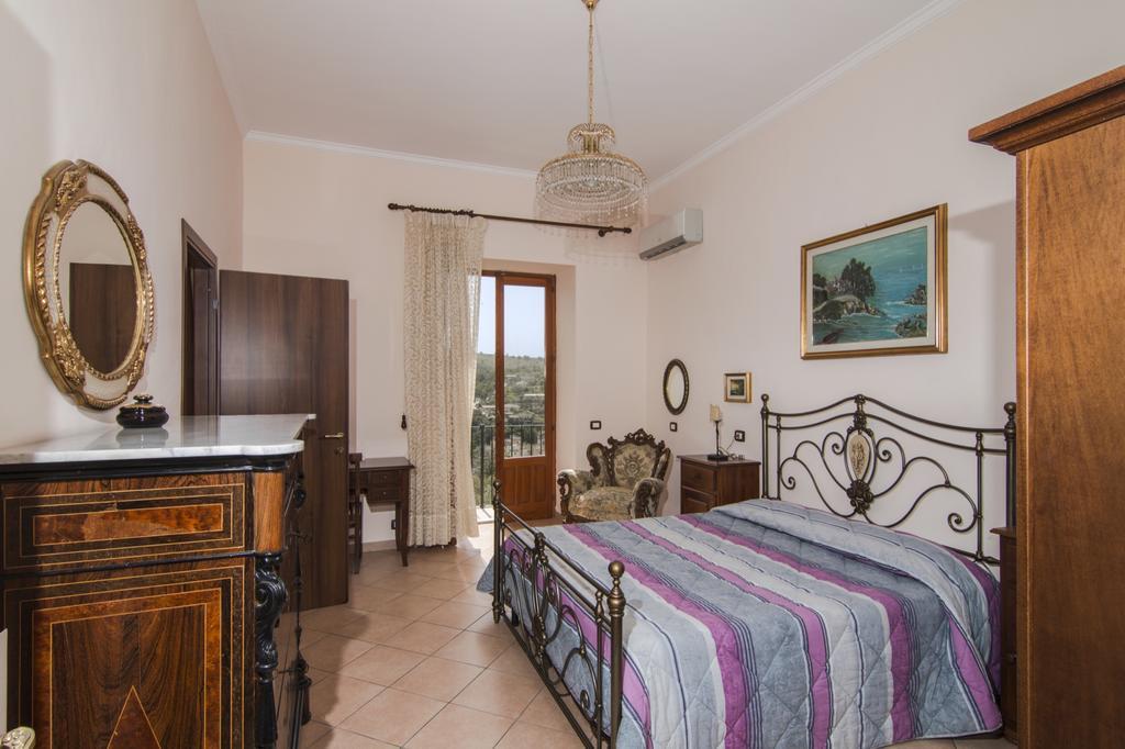 B&B Il Giardino Dei Mandarini Modica Dış mekan fotoğraf
